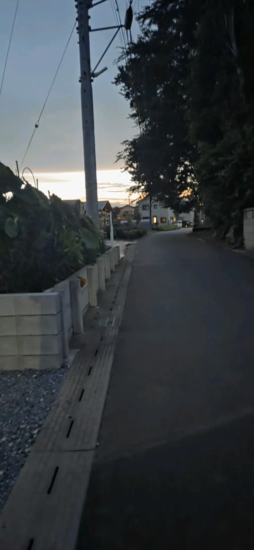 街灯が切れてます