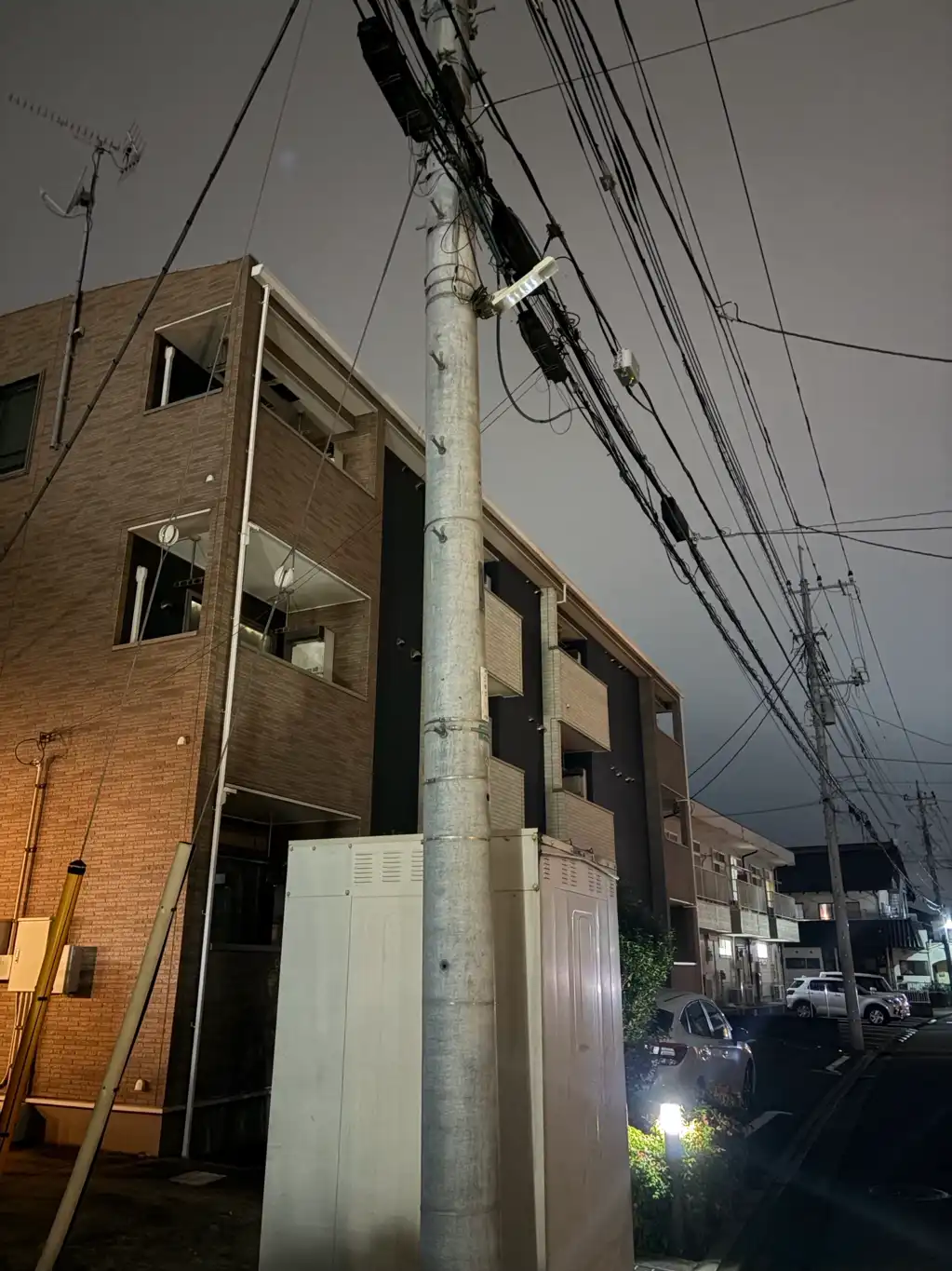 防犯灯が切れています。